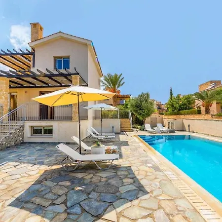 Veronica - 4 Bedroom Beach With Private Pool Villa *